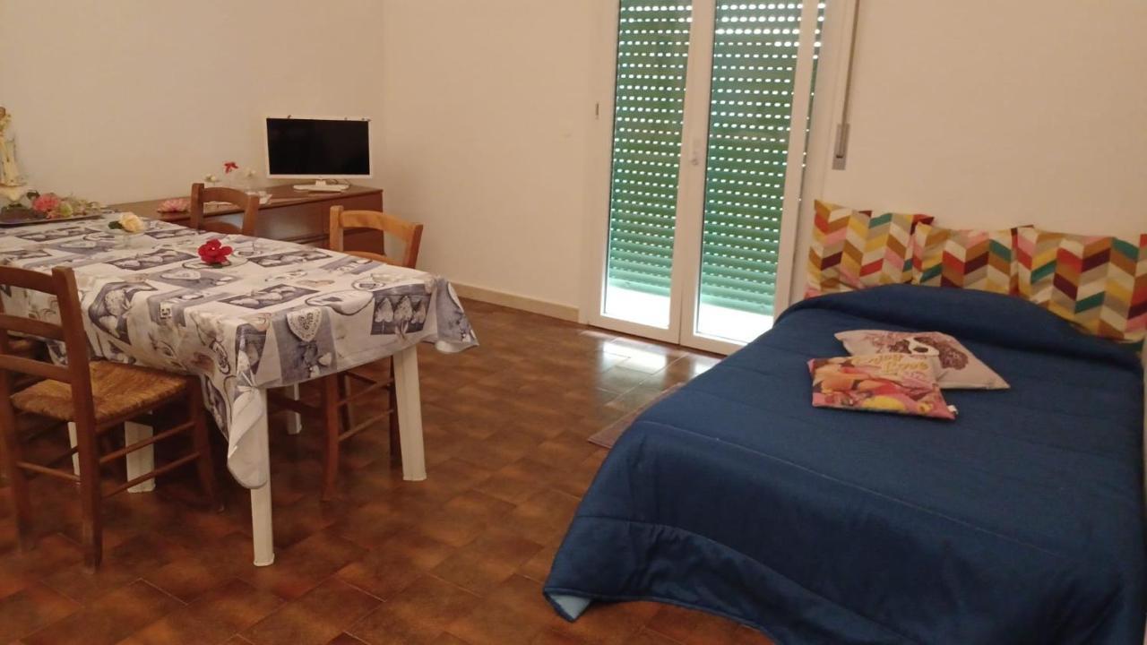 La Casa Di Dalila Lägenhet Santa Croce sullʼ Arno Exteriör bild